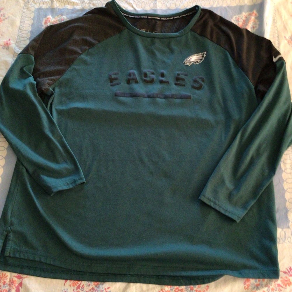 Nike Dri-FIT Black and Green NFL Eagles 
Shirt